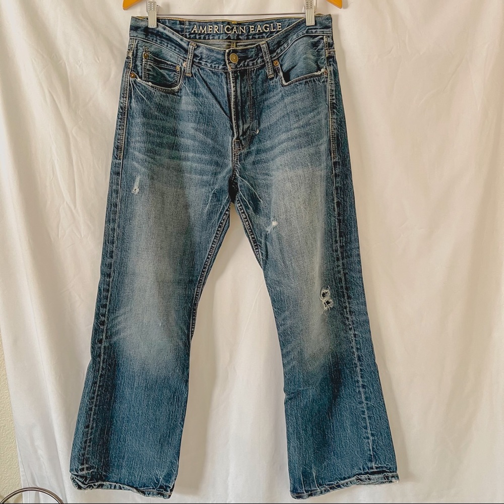 Vintage American Eagle Men’s Bootcut Distressed Jean